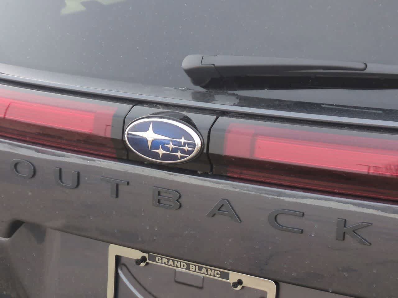 New 2026 Subaru Outback Limited AWD/4WD image 12
