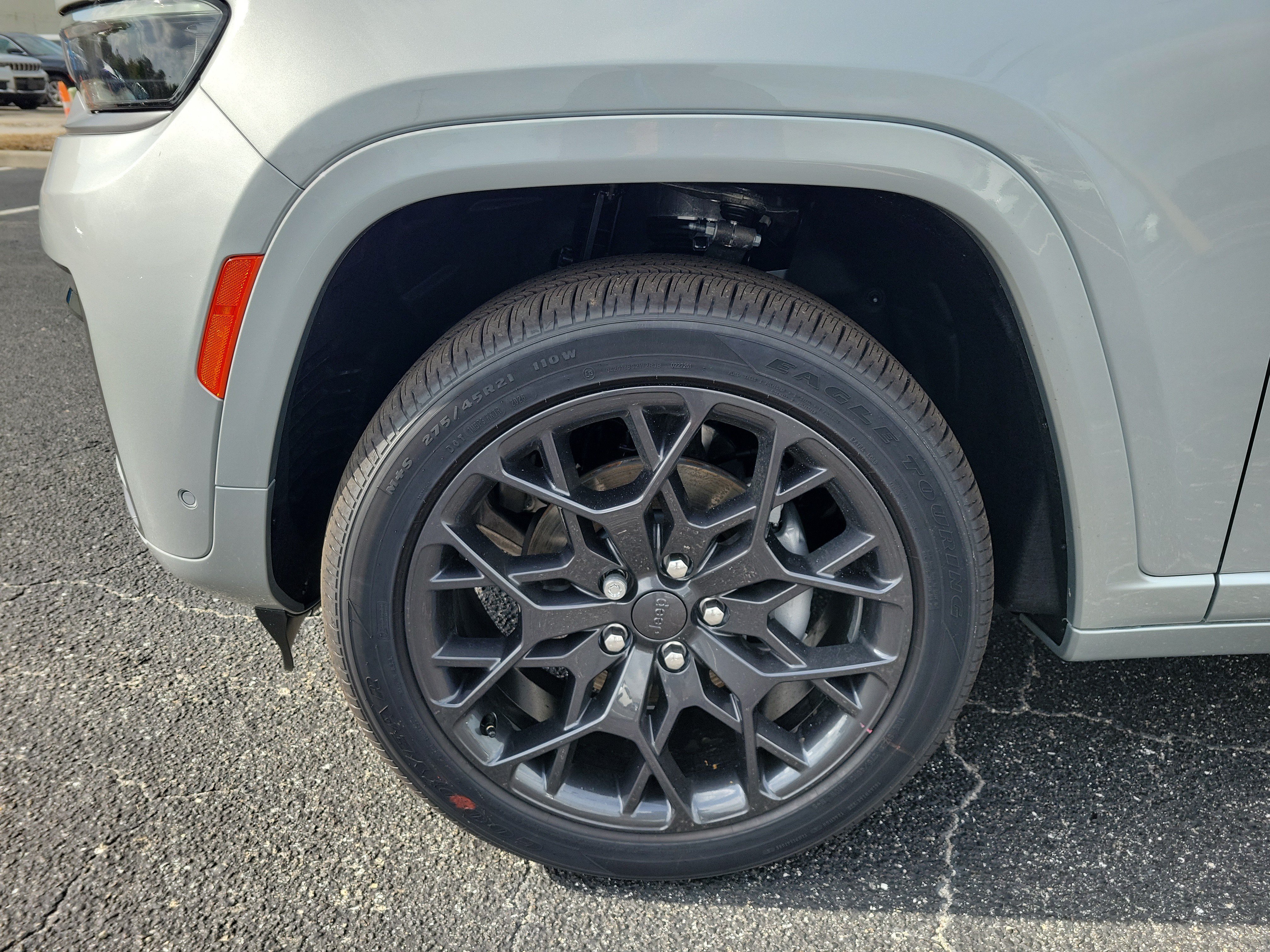 New 2026 Jeep Grand Cherokee Summit w/ Obsidian Package AWD/4WD image 7