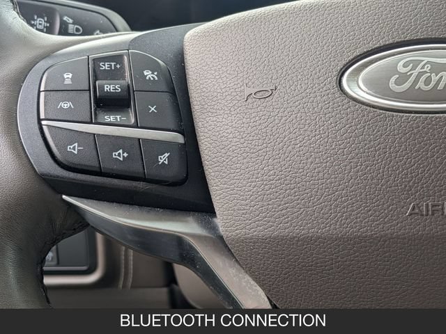 Used 2020 Ford Explorer Platinum w/ Premium Technology Package AWD/4WD image 19