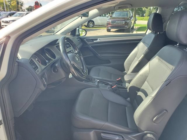Used 2015 Volkswagen Golf S FWD image 11