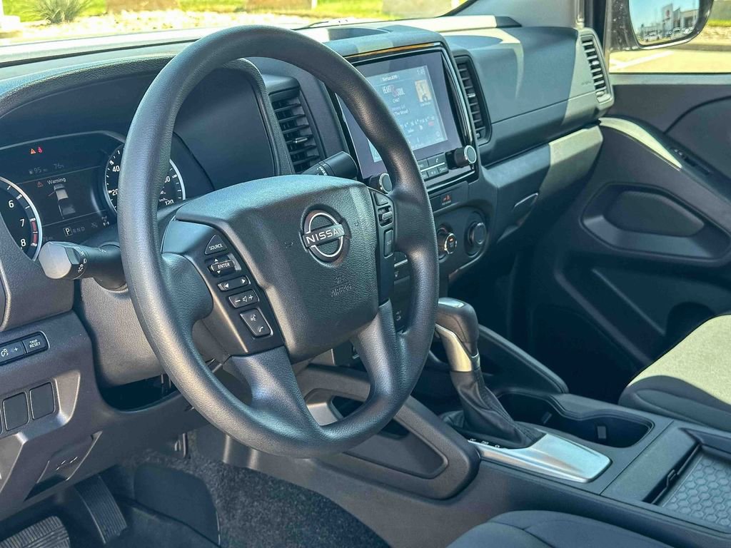 Used 2024 Nissan Frontier S image 11