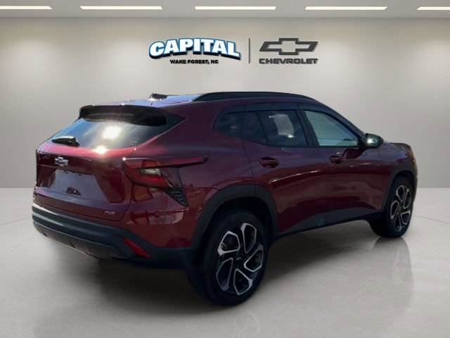 Certified 2024 Chevrolet Trax RS w/ Driver Confidence Package image 5