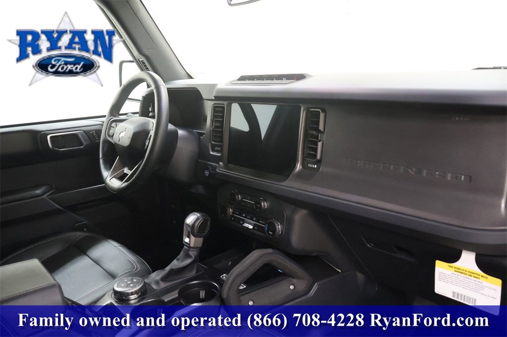 Used 2025 Ford Bronco Badlands image 18