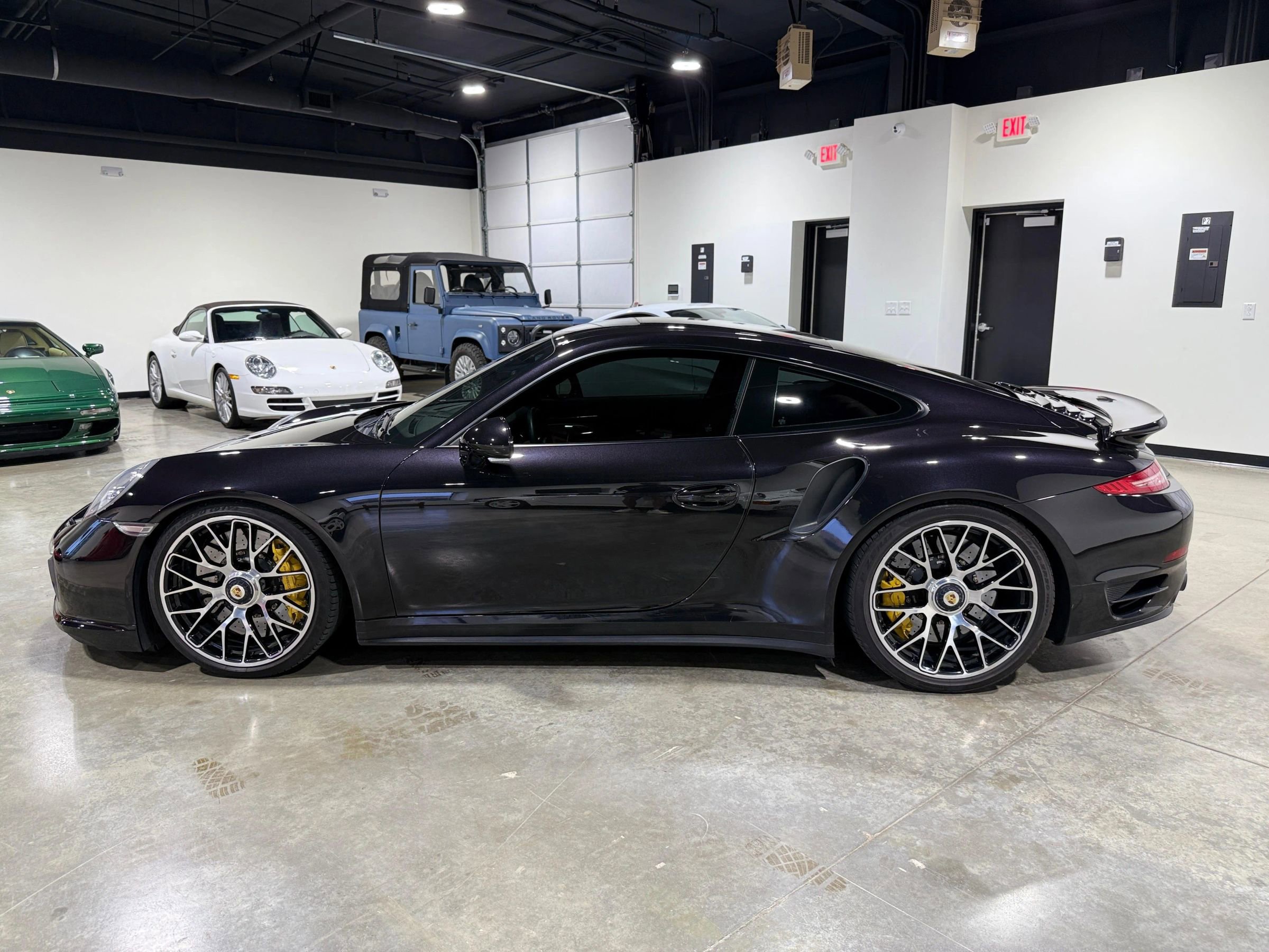 Used 2014 Porsche 911 Turbo S AWD/4WD image 11