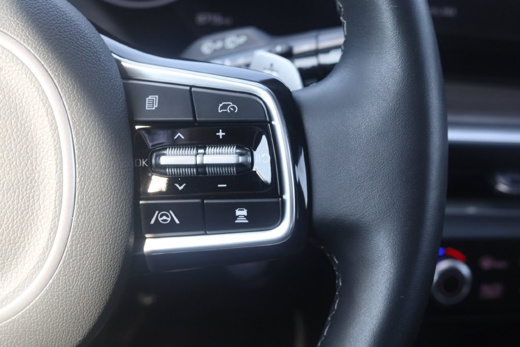 Used 2025 Kia Sorento SX Prestige AWD/4WD image 27