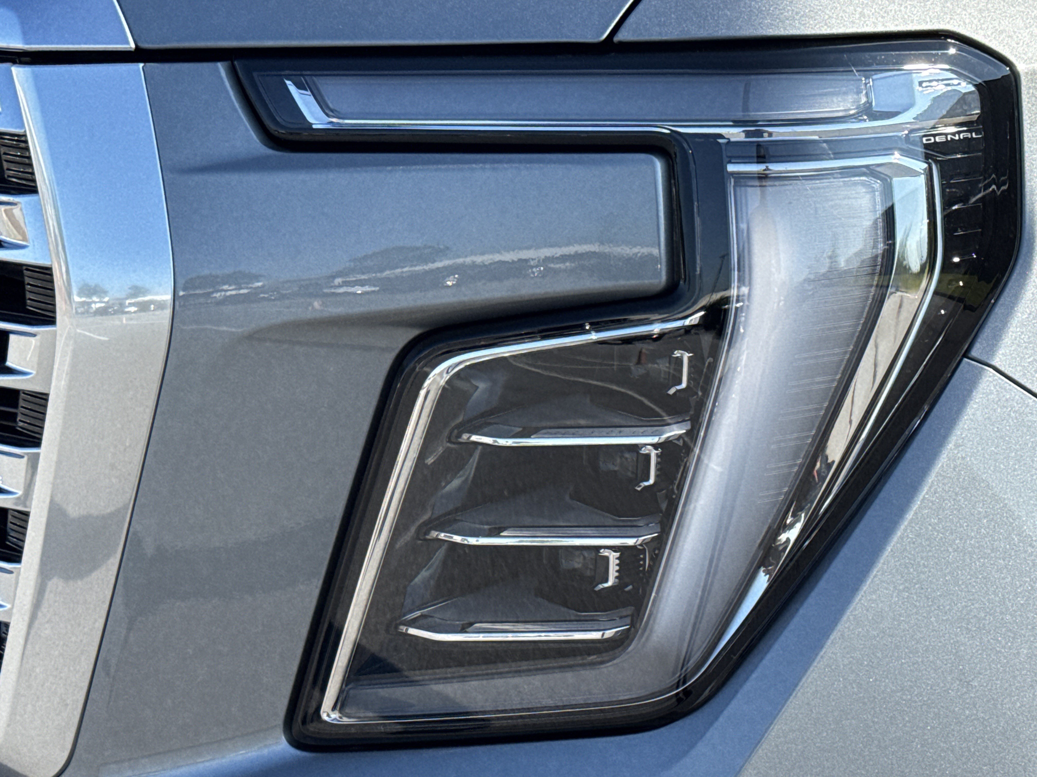 New 2026 GMC Yukon XL Denali w/ Sun & Power Step Package AWD/4WD image 6