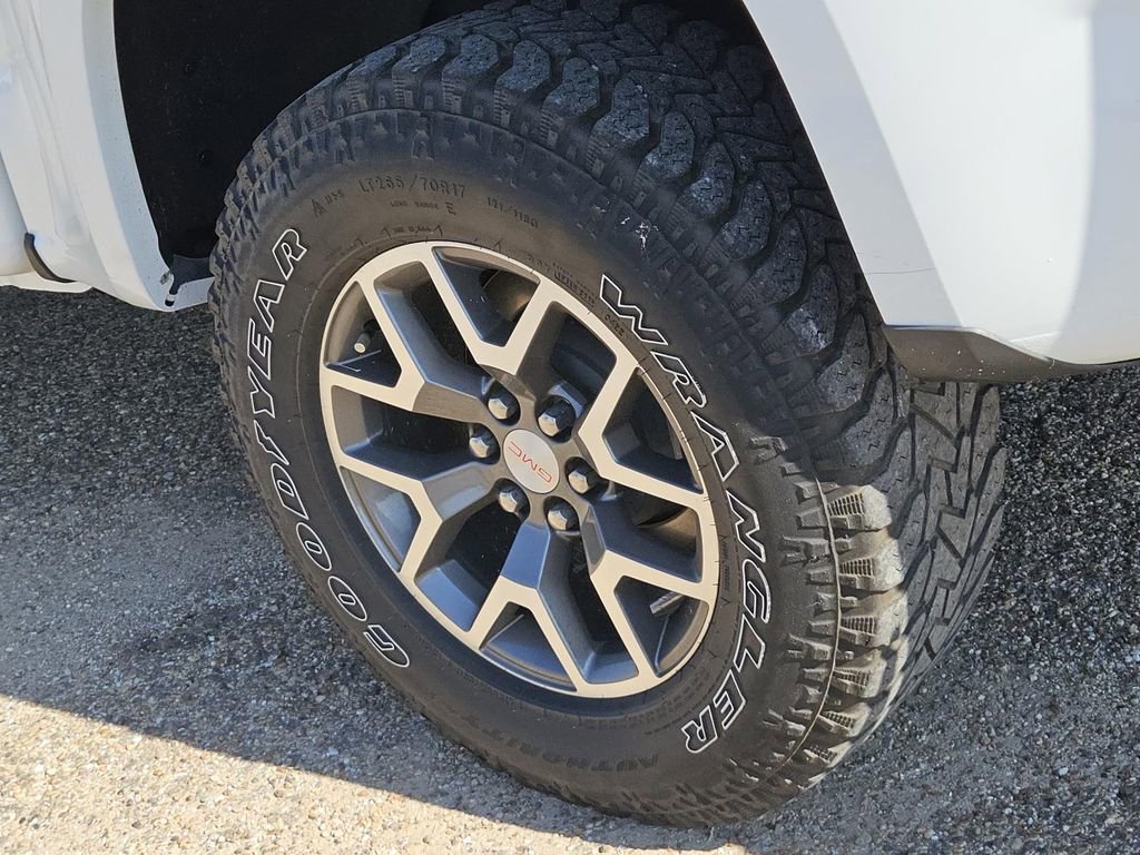 Used 2021 GMC Canyon AT4 w/ Trailering Package image 7