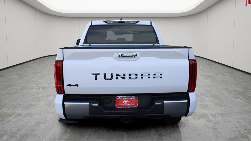 Used 2024 Toyota Tundra Limited AWD/4WD image 4