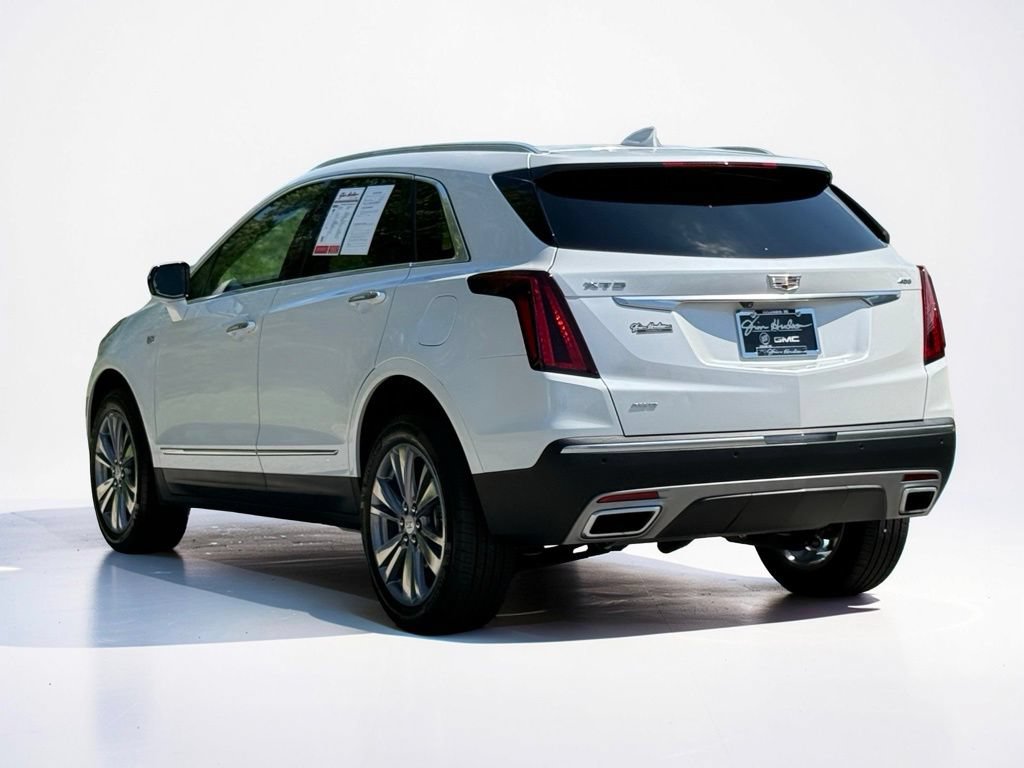 Certified 2025 Cadillac XT5 Premium Luxury AWD/4WD image 12