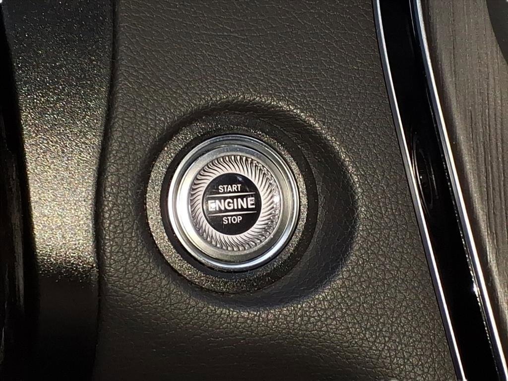 Used 2022 Mercedes-Benz GLC 300 4MATIC image 27