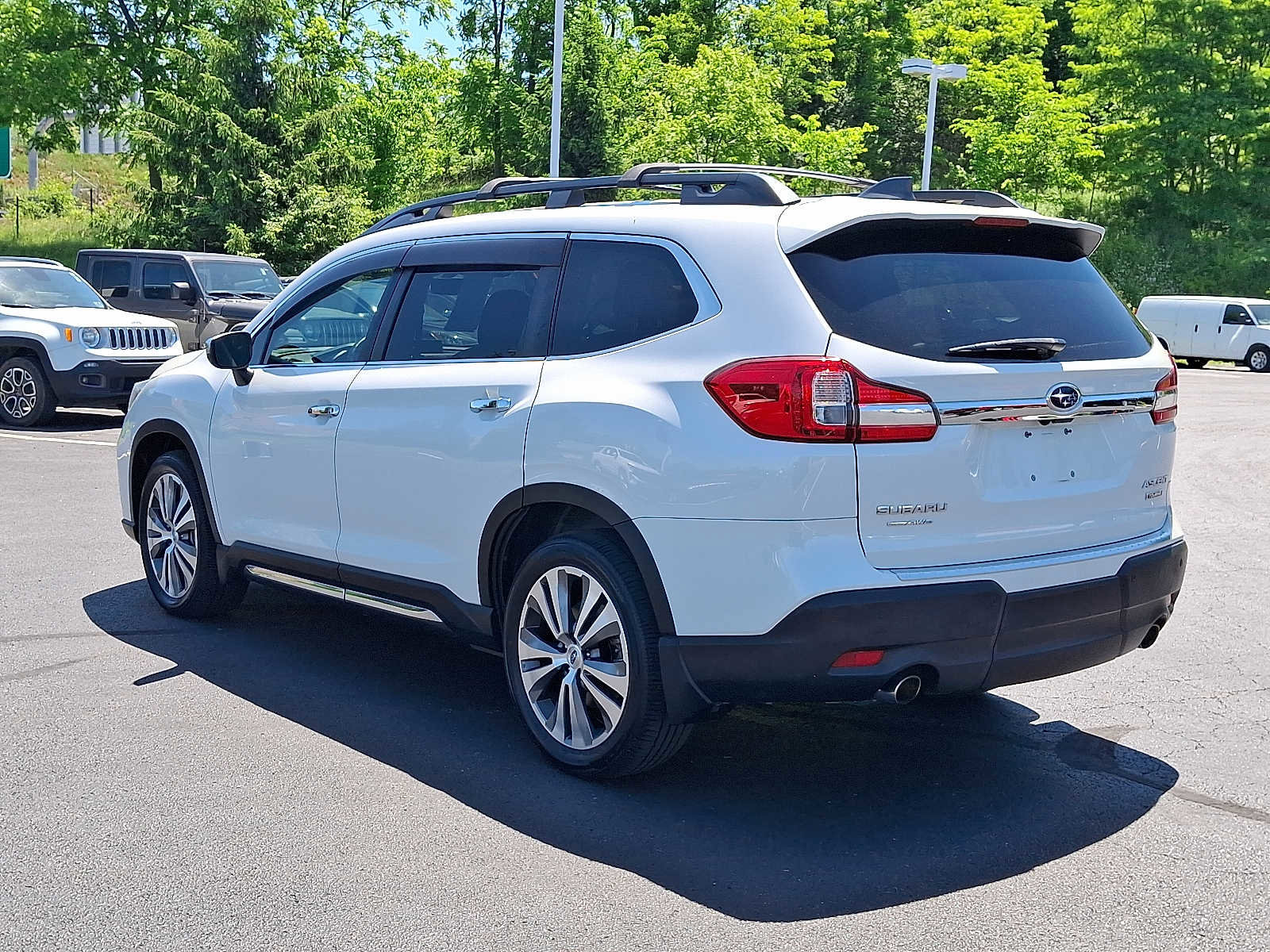 Used 2020 Subaru Ascent Touring w/ Popular Package #3 AWD/4WD image 4