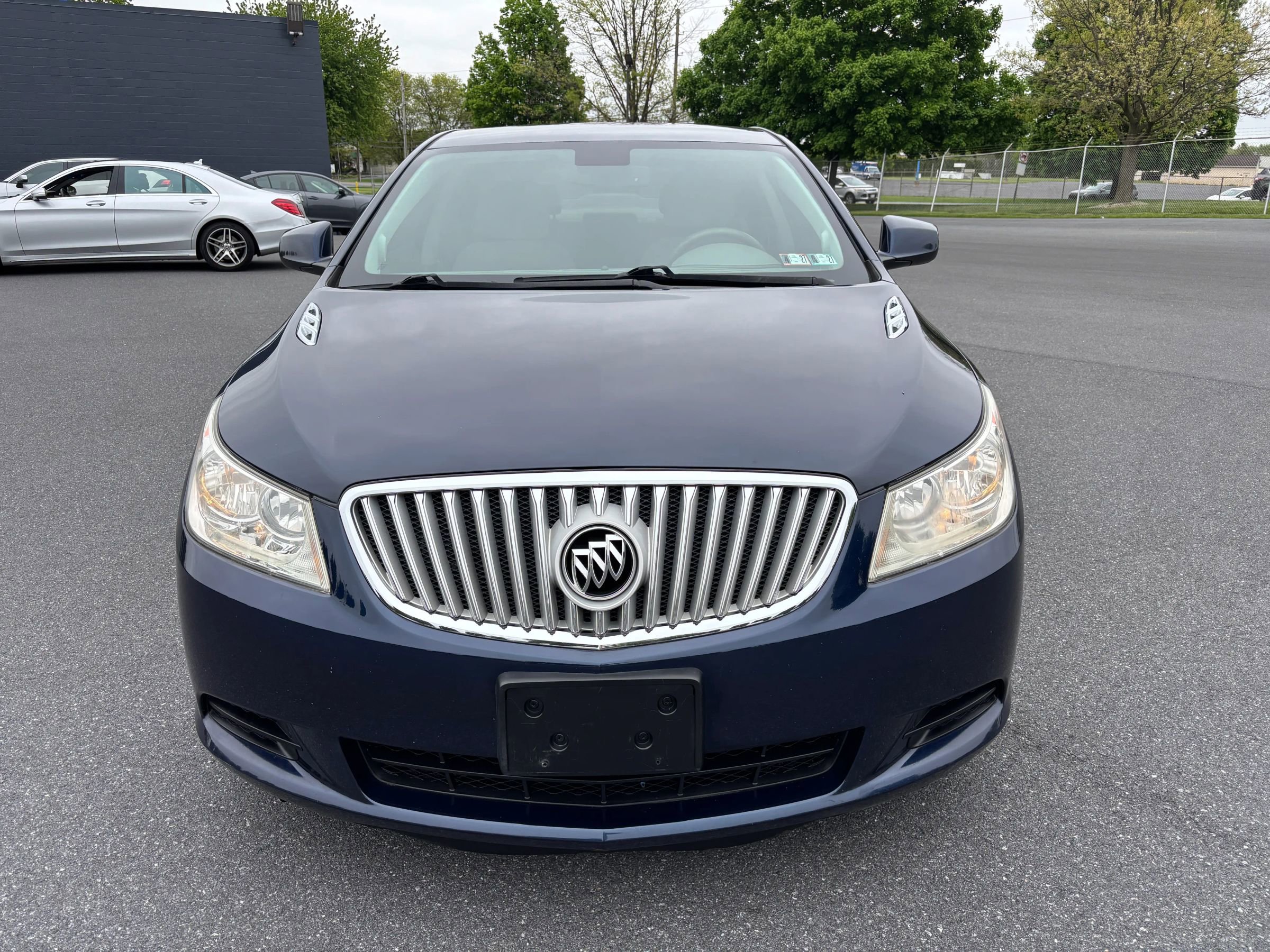 Used 2010 Buick LaCrosse CX FWD image 3