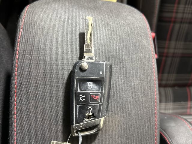 Used 2017 Volkswagen GTI S FWD image 37