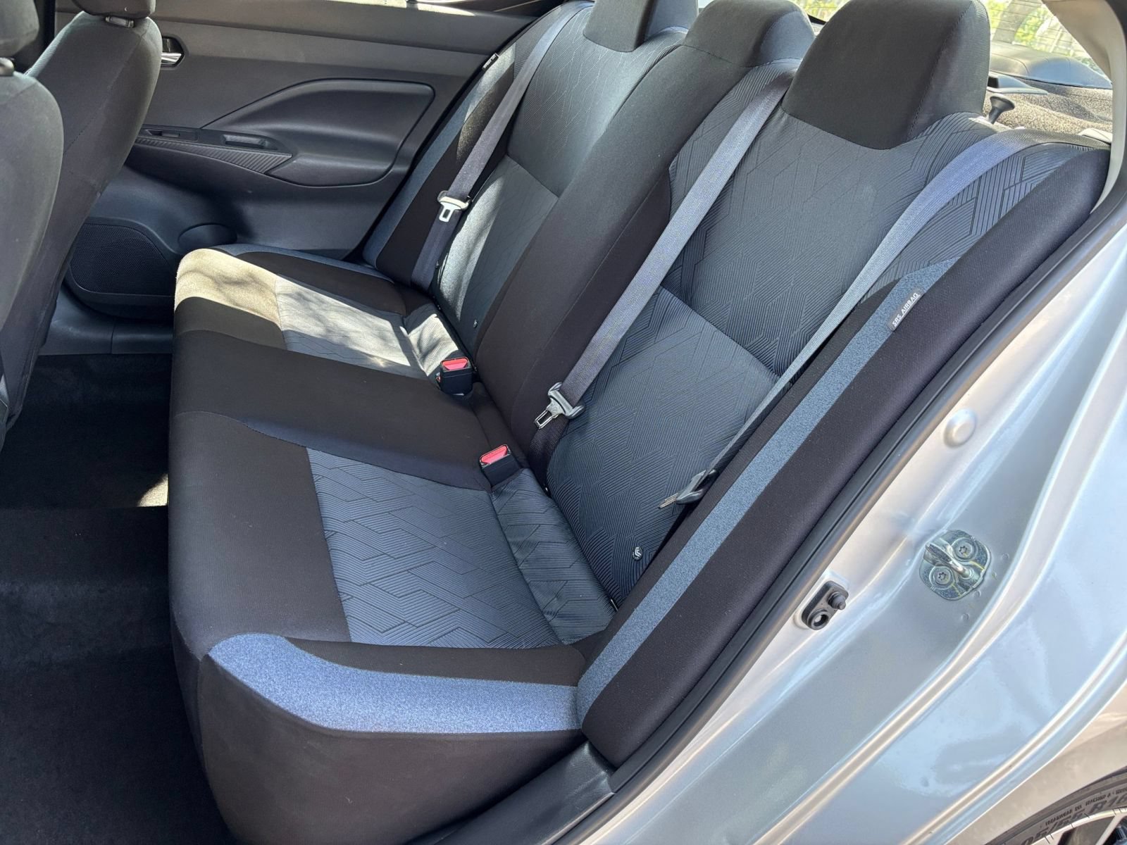 Used 2025 Nissan Versa SV FWD image 36