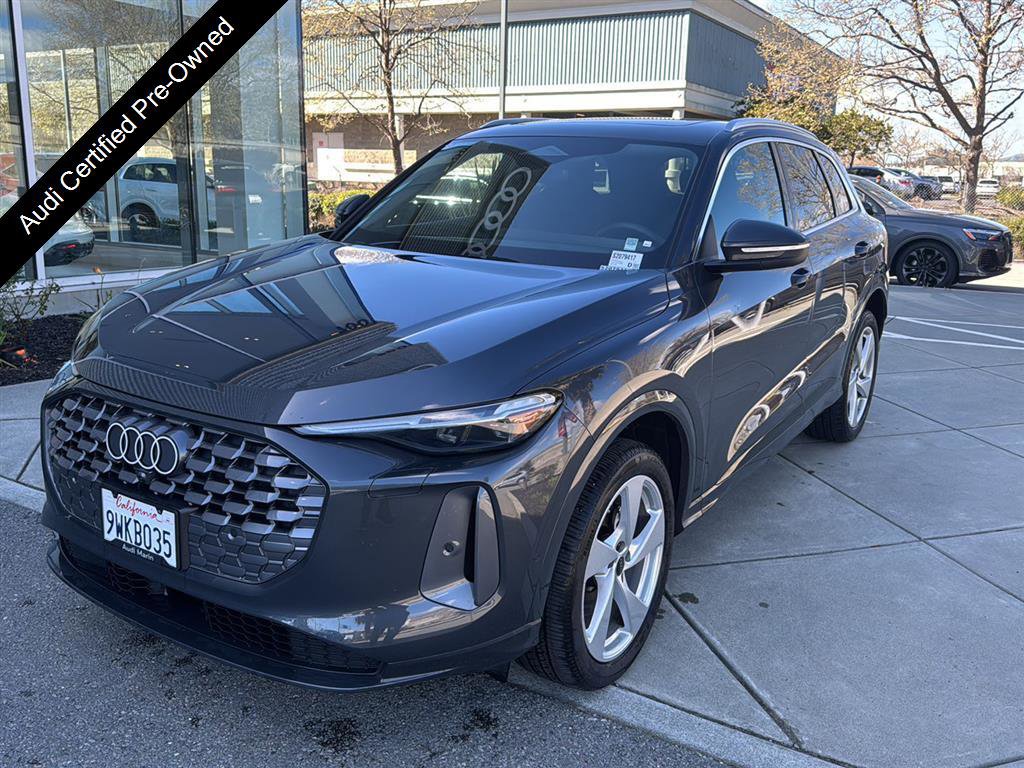 Used 2025 Audi Q5 Premium Plus w/ Premium Plus image 1
