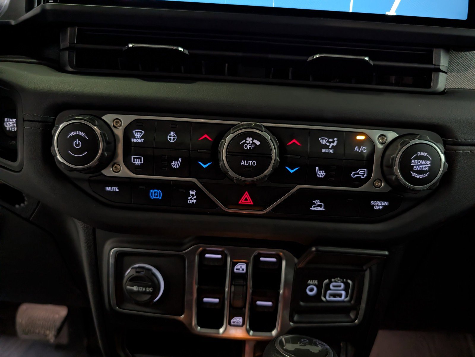 Used 2025 Jeep Wrangler Backcountry image 20