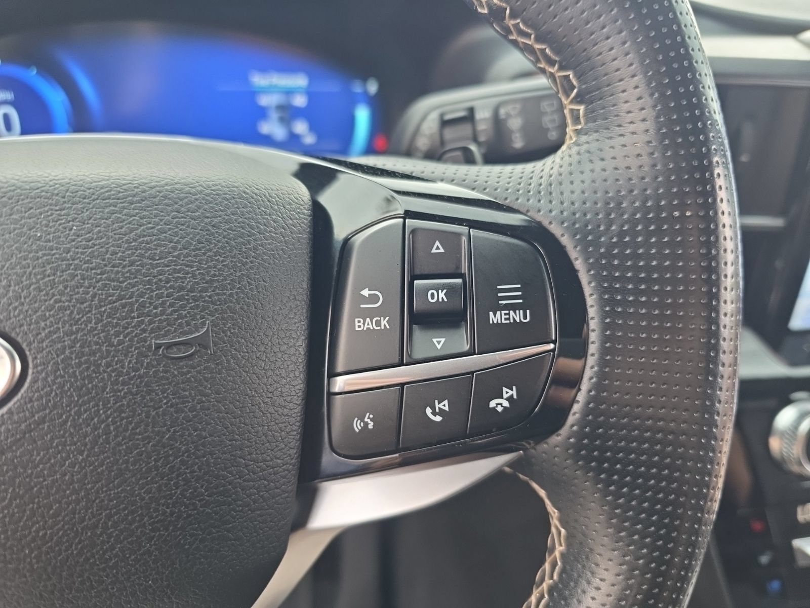 Used 2021 Ford Explorer ST w/ Equipment Group 401A AWD/4WD image 12