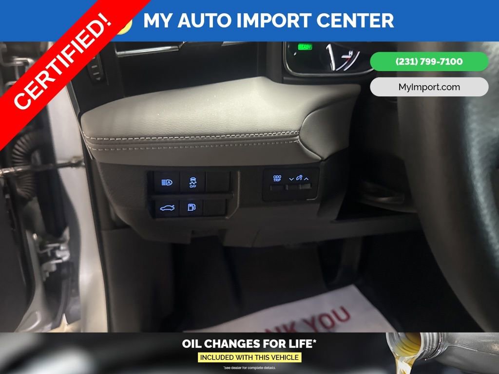 Certified 2021 Toyota Avalon XLE w/ Moonroof Package image 14