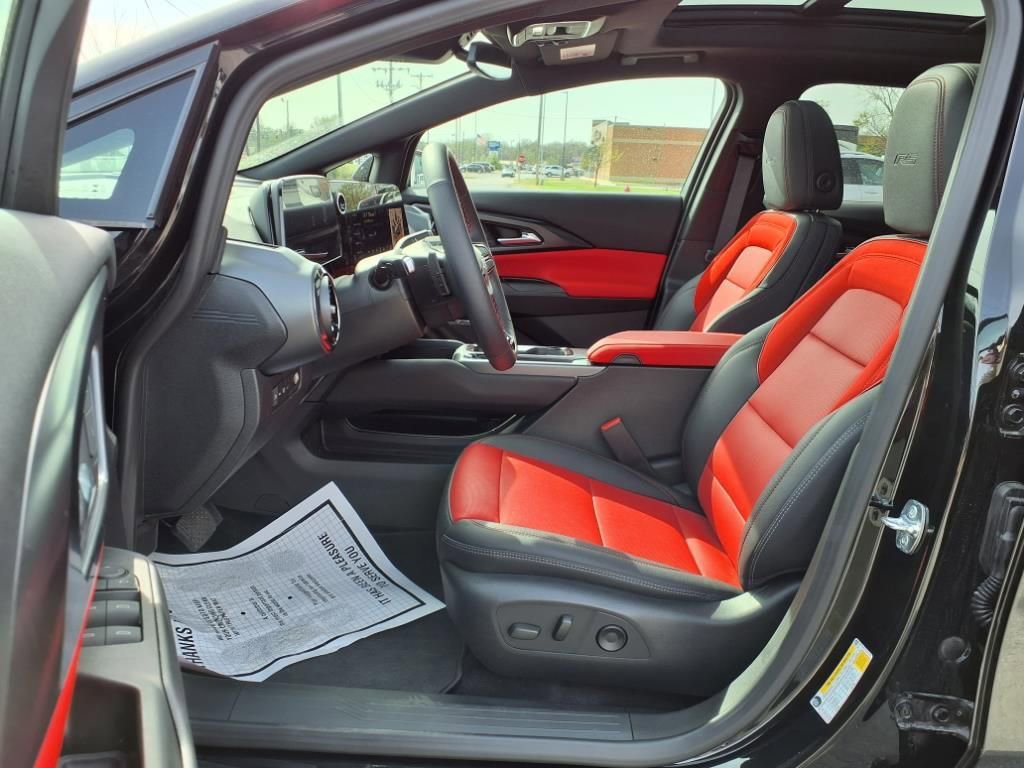Used 2025 Chevrolet Equinox EV RS FWD image 10