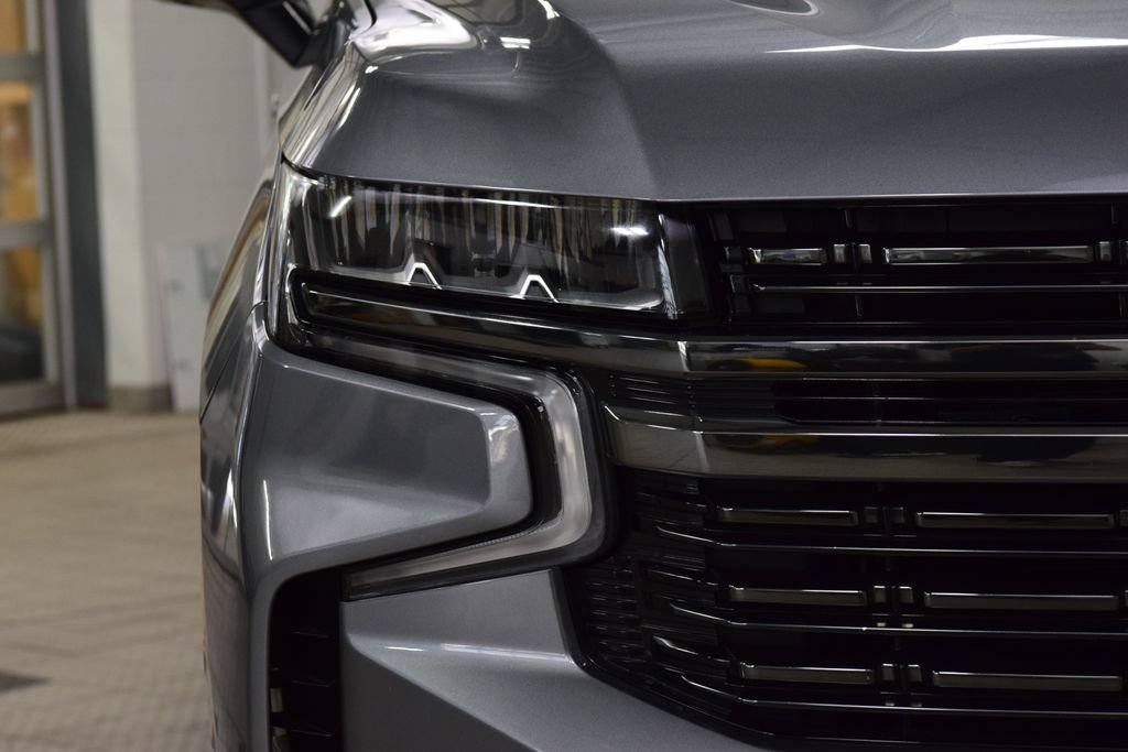 Used 2022 Chevrolet Tahoe RST w/ Sport Performance Package AWD/4WD image 12