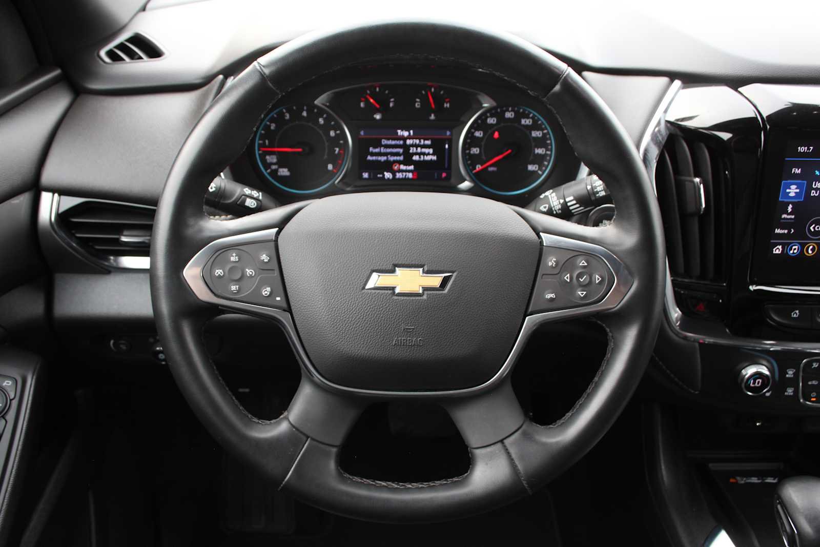 Used 2023 Chevrolet Traverse LT FWD image 37