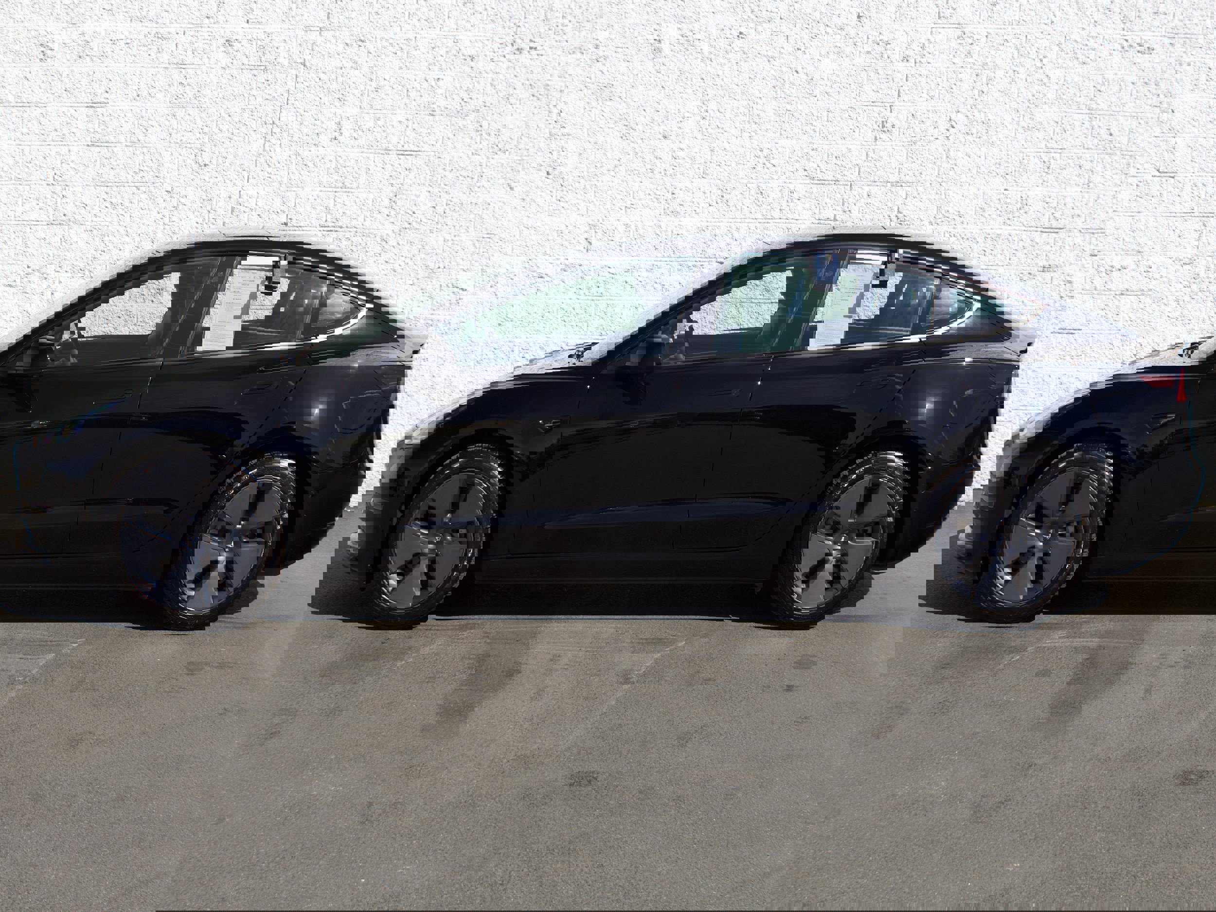 Used 2022 Tesla Model 3 Long Range image 4