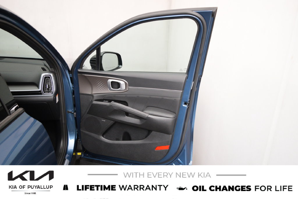New 2026 Kia Sportage X-Line w/ X-Line Premium Package AWD/4WD image 15