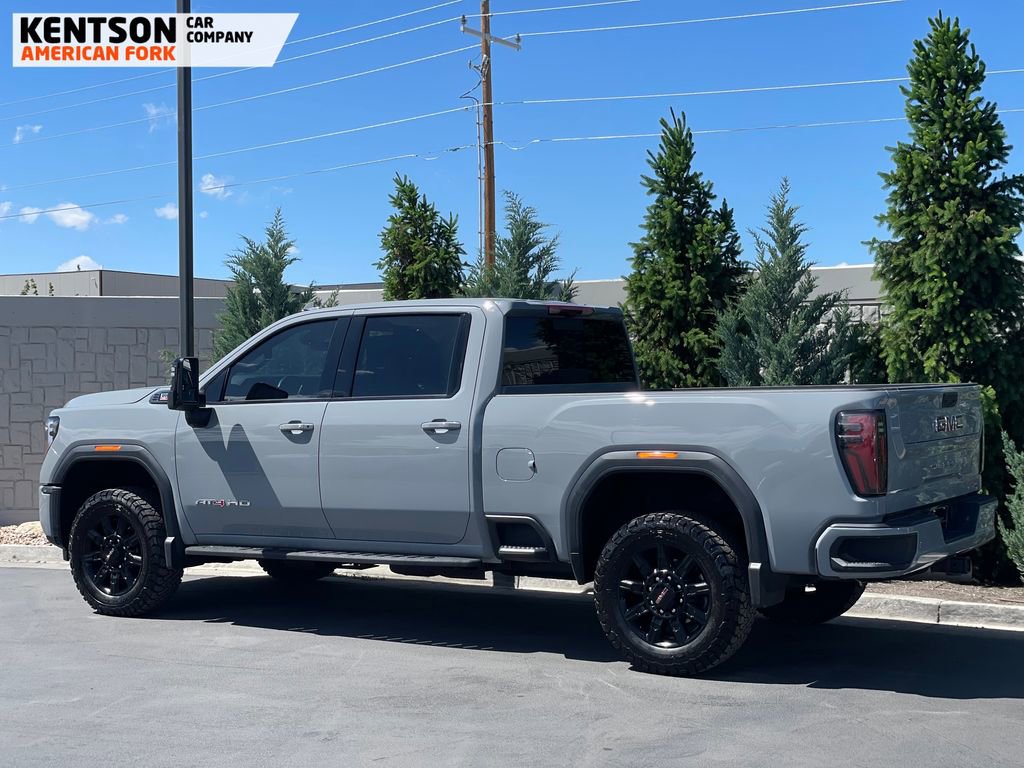 Used 2025 GMC Sierra 2500 AT4 w/ Technology Package AWD/4WD image 5
