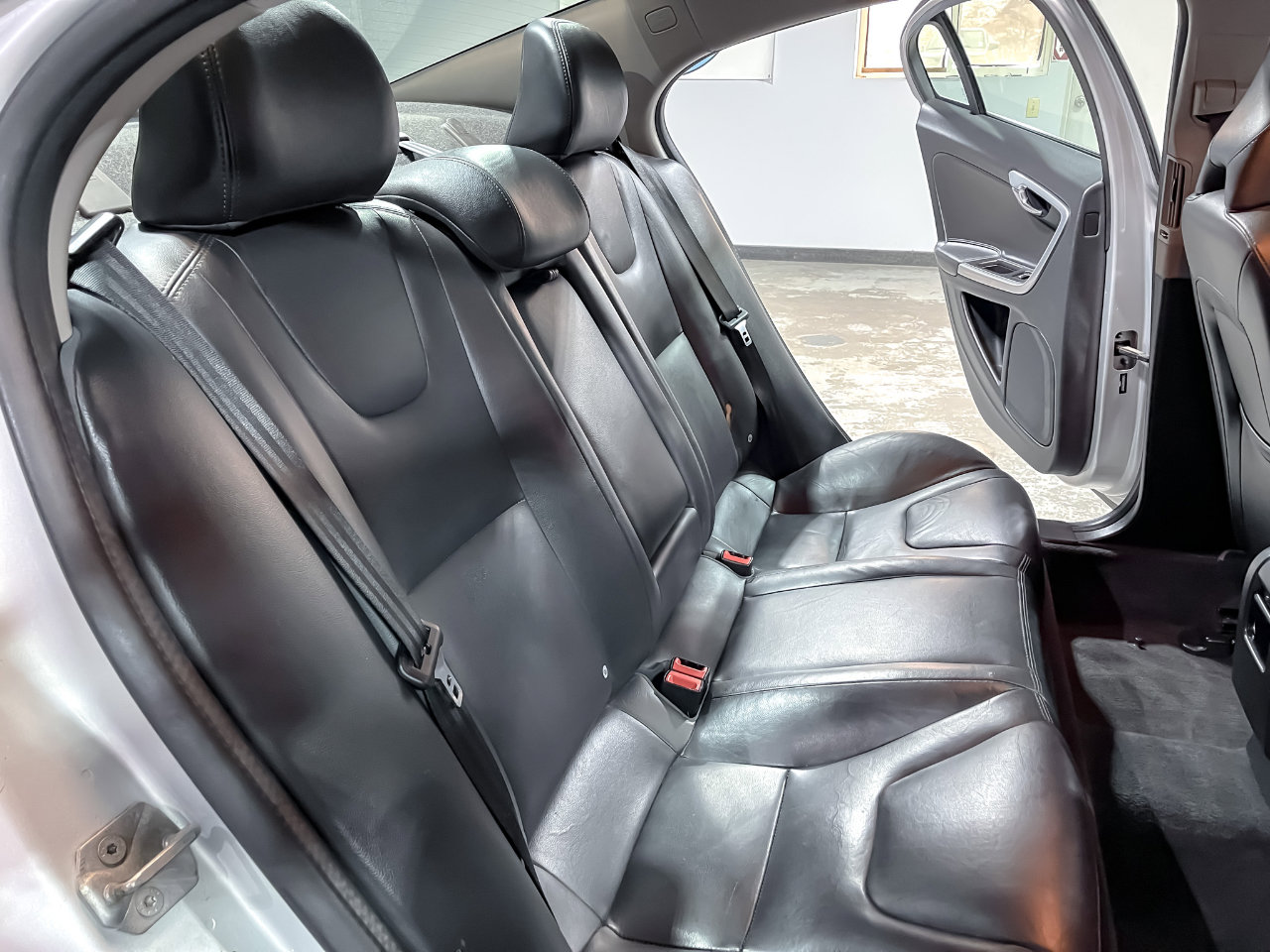 Used 2016 Volvo S60 T5 Premier image 17