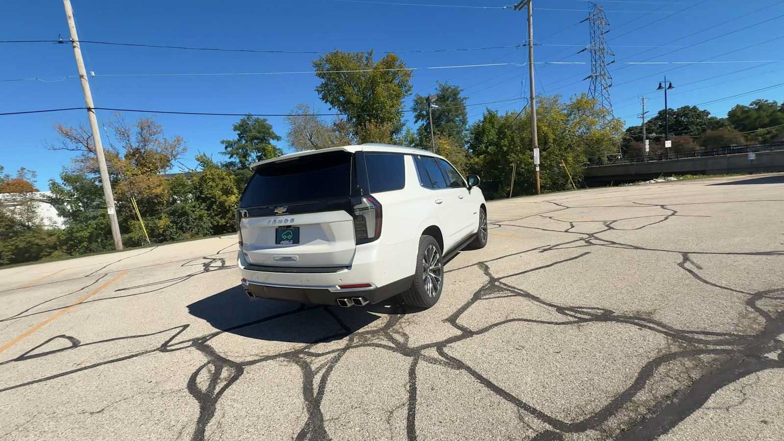 Certified 2025 Chevrolet Tahoe High Country AWD/4WD image 7