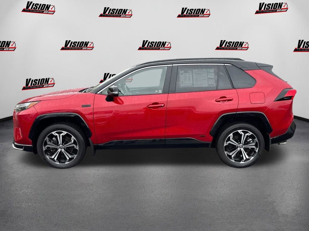 Used 2024 Toyota RAV4 XSE image 8