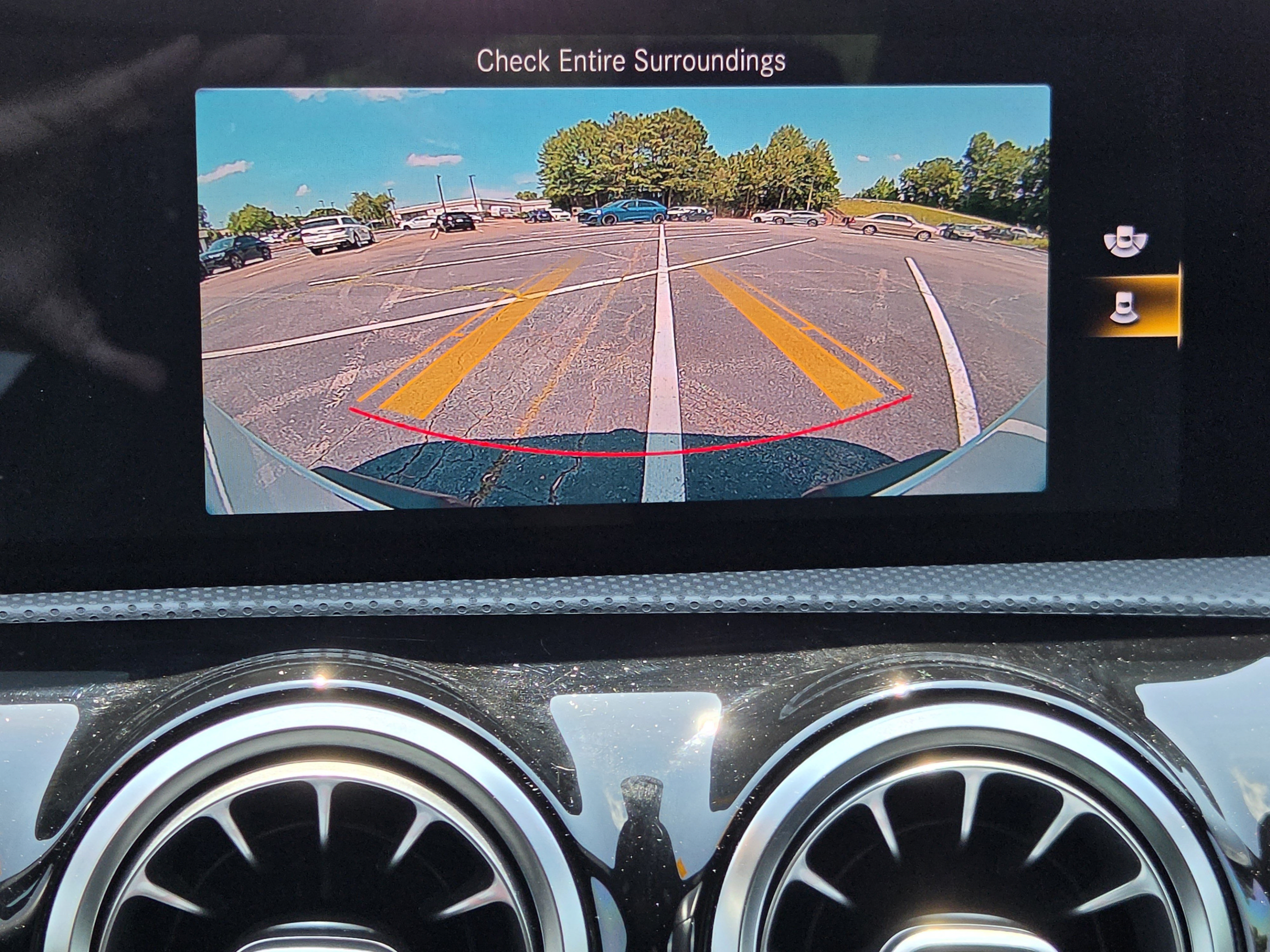 Used 2021 Mercedes-Benz CLA 250 image 21