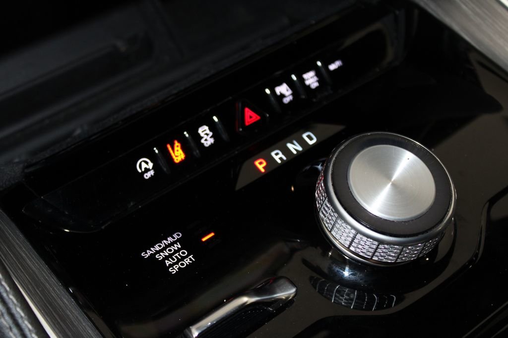 Used 2024 Jeep Wagoneer Series II image 50