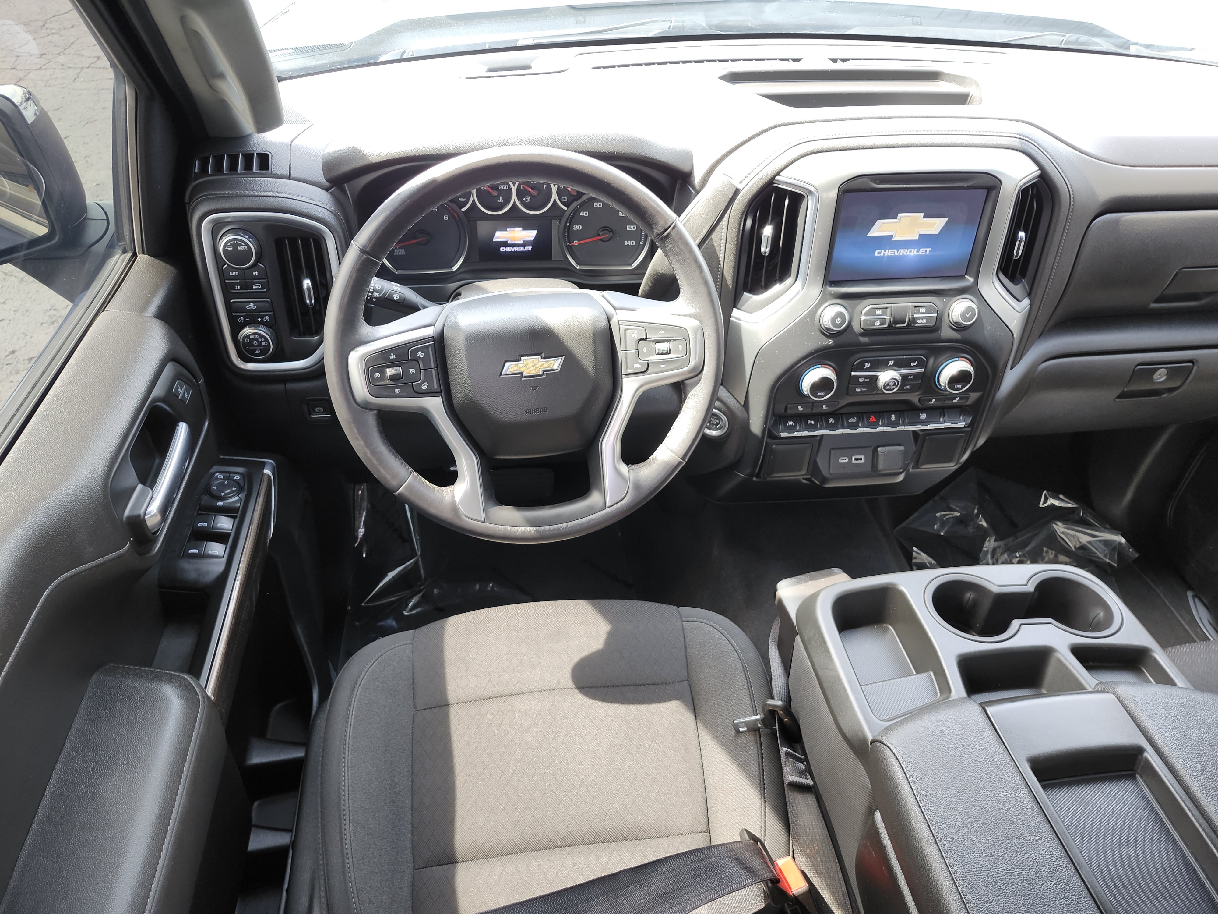 Used 2022 Chevrolet Silverado 1500 LT w/ Safety Package II AWD/4WD image 27