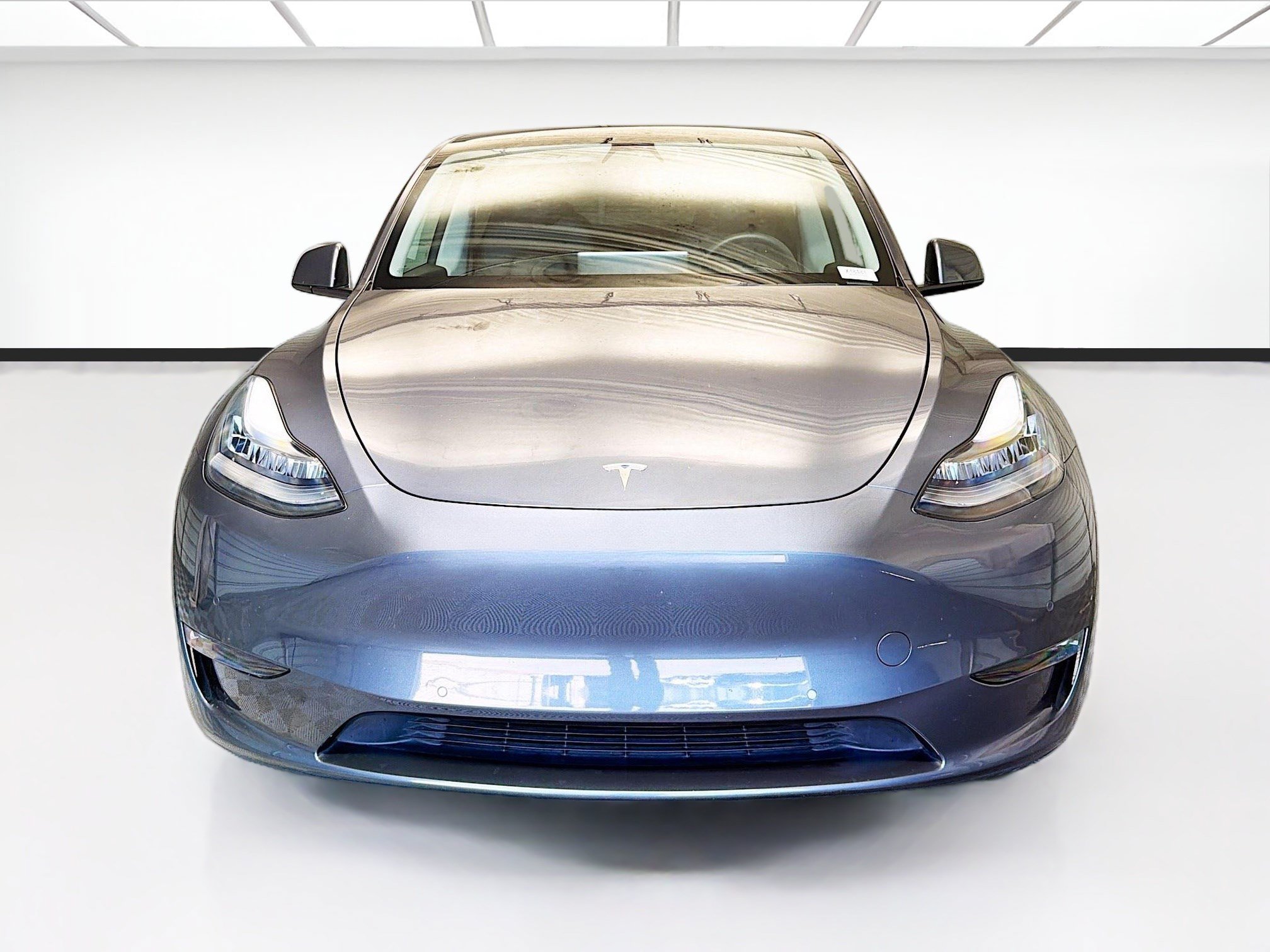 Used 2022 Tesla Model Y Long Range AWD/4WD image 2