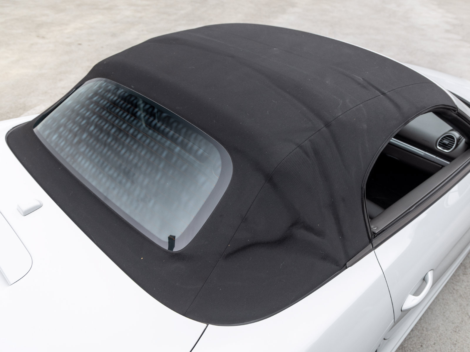 Certified 2017 Porsche 718 Boxster RWD image 26