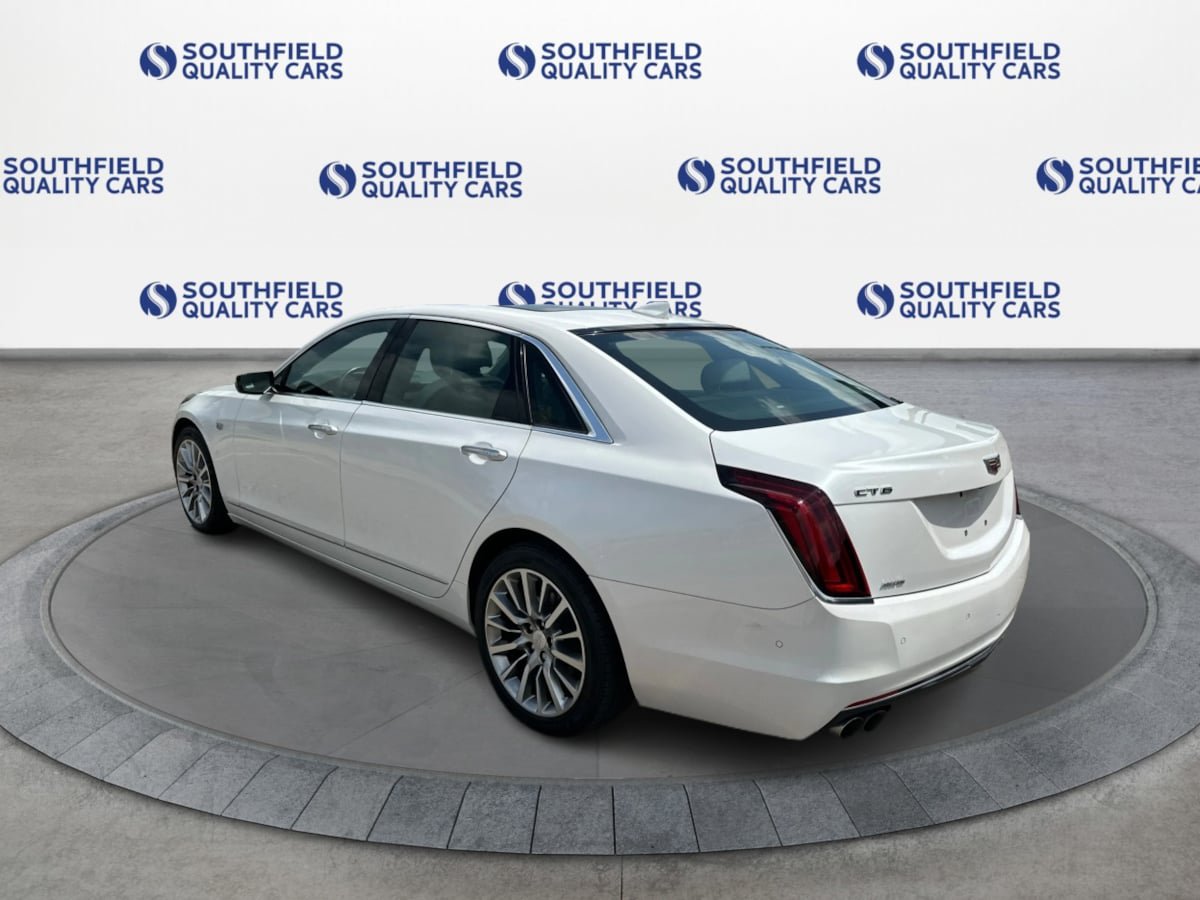 Used 2018 Cadillac CT6 Luxury AWD/4WD image 4