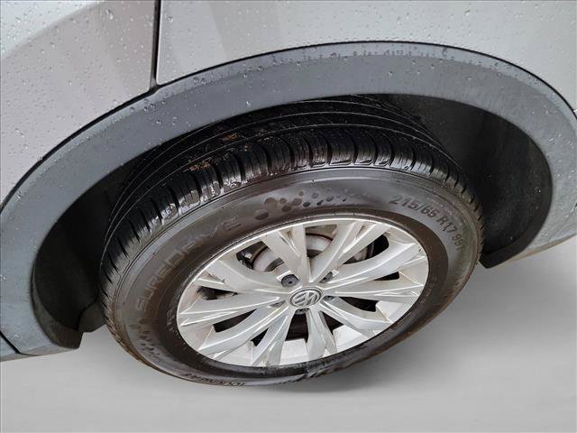 Used 2020 Volkswagen Tiguan S FWD image 12