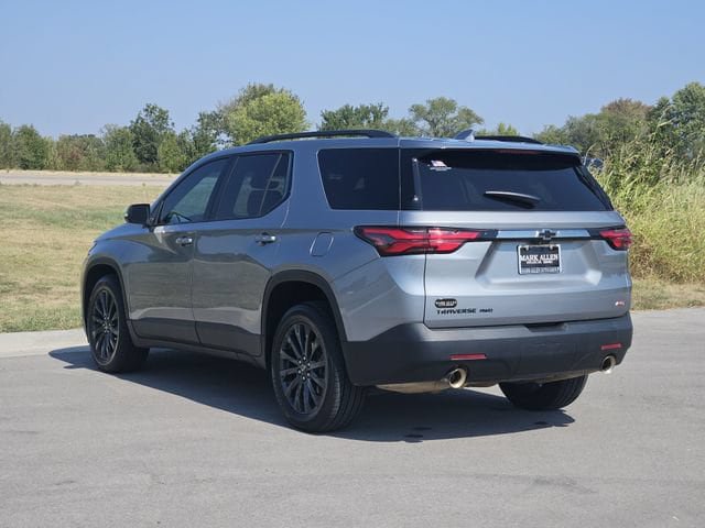 Used 2023 Chevrolet Traverse RS w/ LPO, Floor Liner Package AWD/4WD image 5