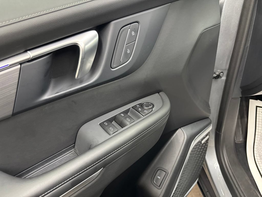 New 2026 Buick Enclave Preferred w/ LPO, Floor Liner Package FWD image 21