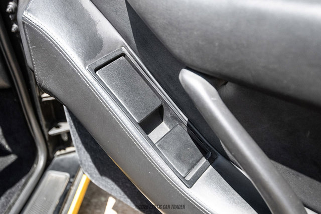 Used 1988 Ferrari Testarossa RWD image 43