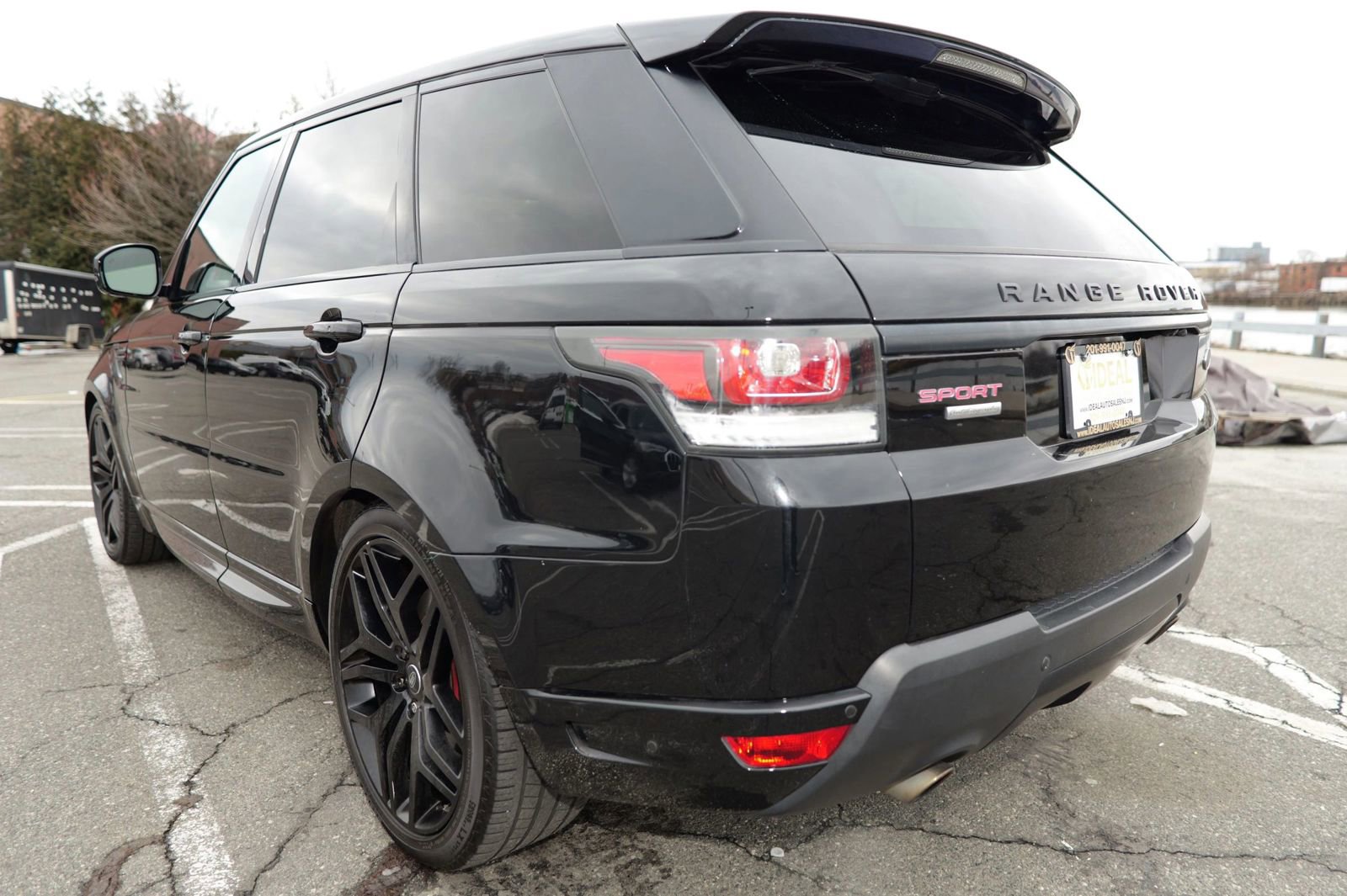 Used 2017 Land Rover Range Rover Sport Autobiography image 6