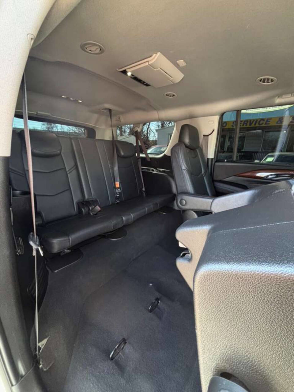 Used 2019 Cadillac Escalade ESV Luxury w/ LPO, Radiant Package image 21