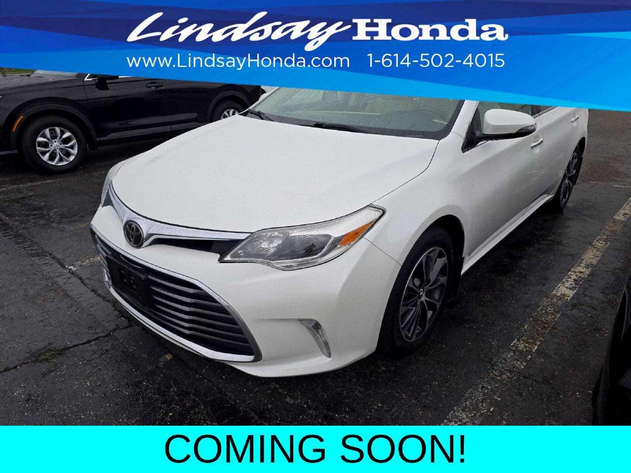 Used 2018 Toyota Avalon XLE Premium FWD image 2