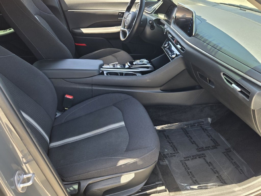 Certified 2023 Hyundai Sonata SEL w/ Convenience Package FWD image 16