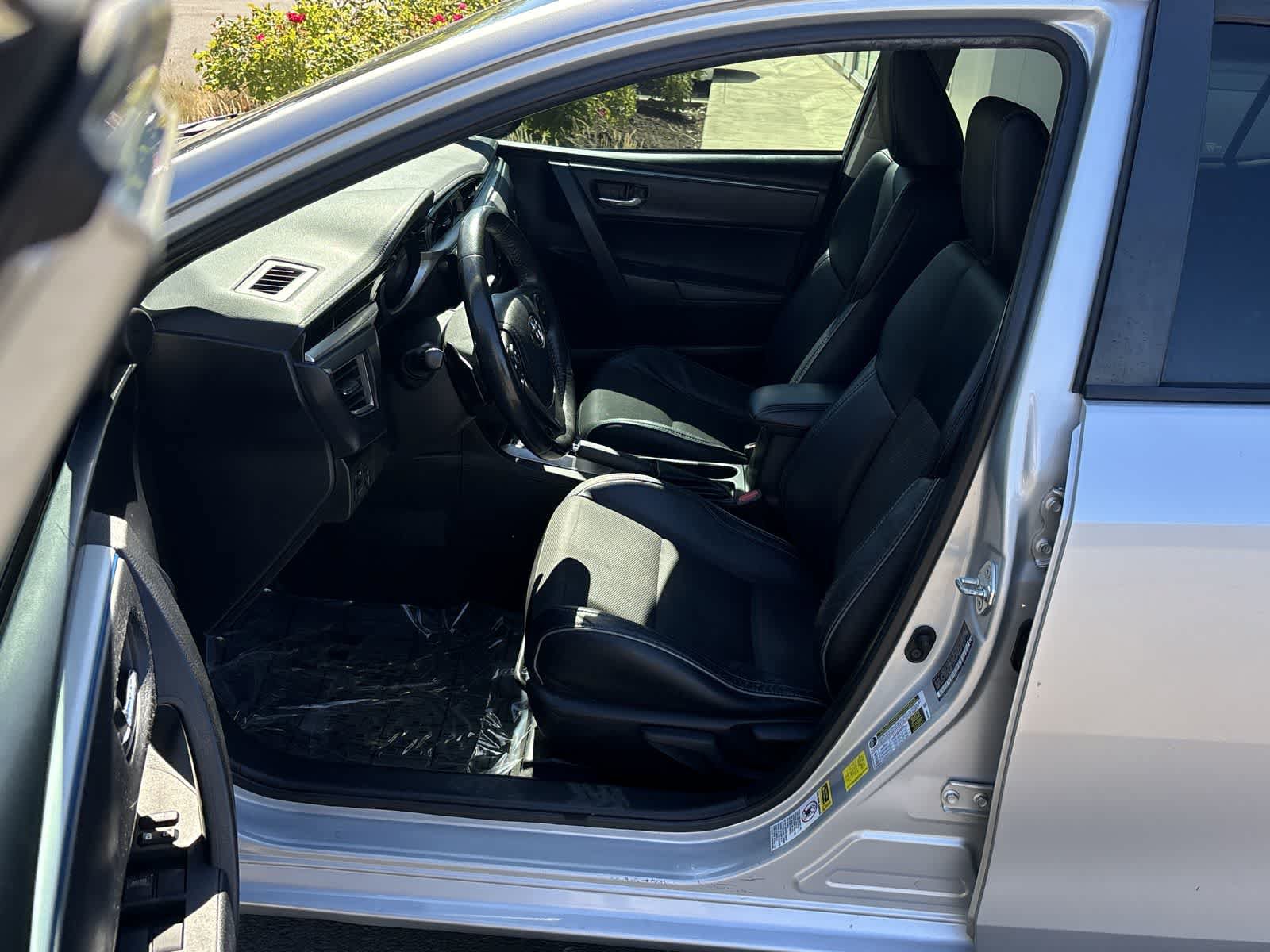 Used 2014 Toyota Corolla S FWD image 12