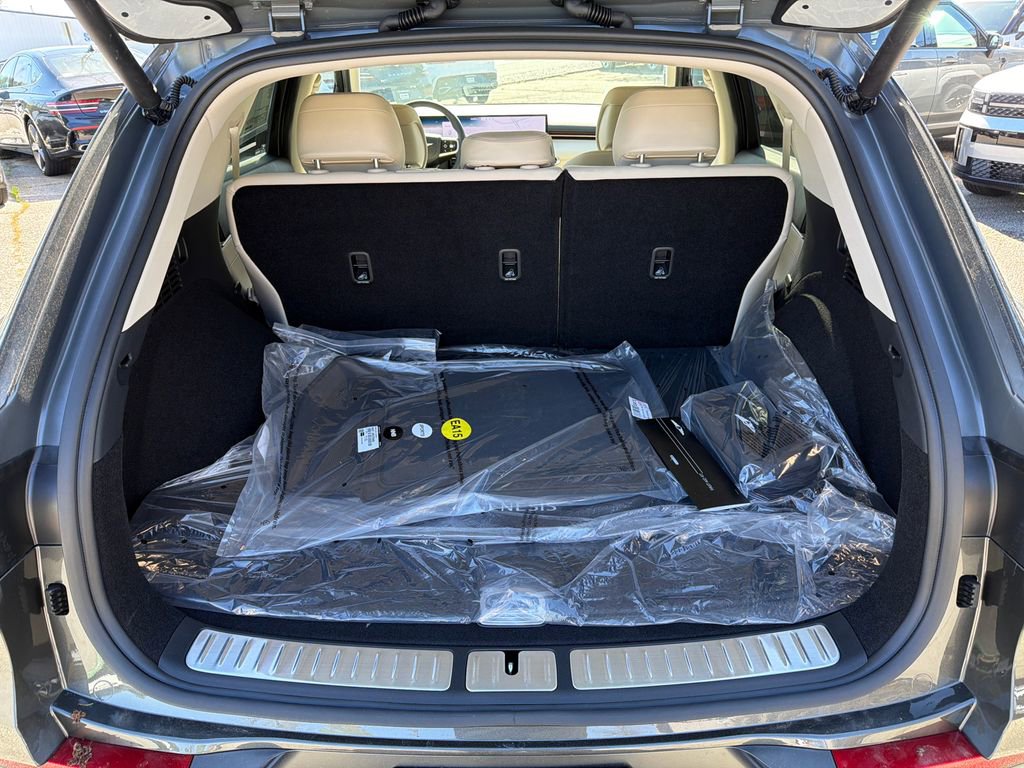 New 2026 Genesis GV70 2.5T image 18