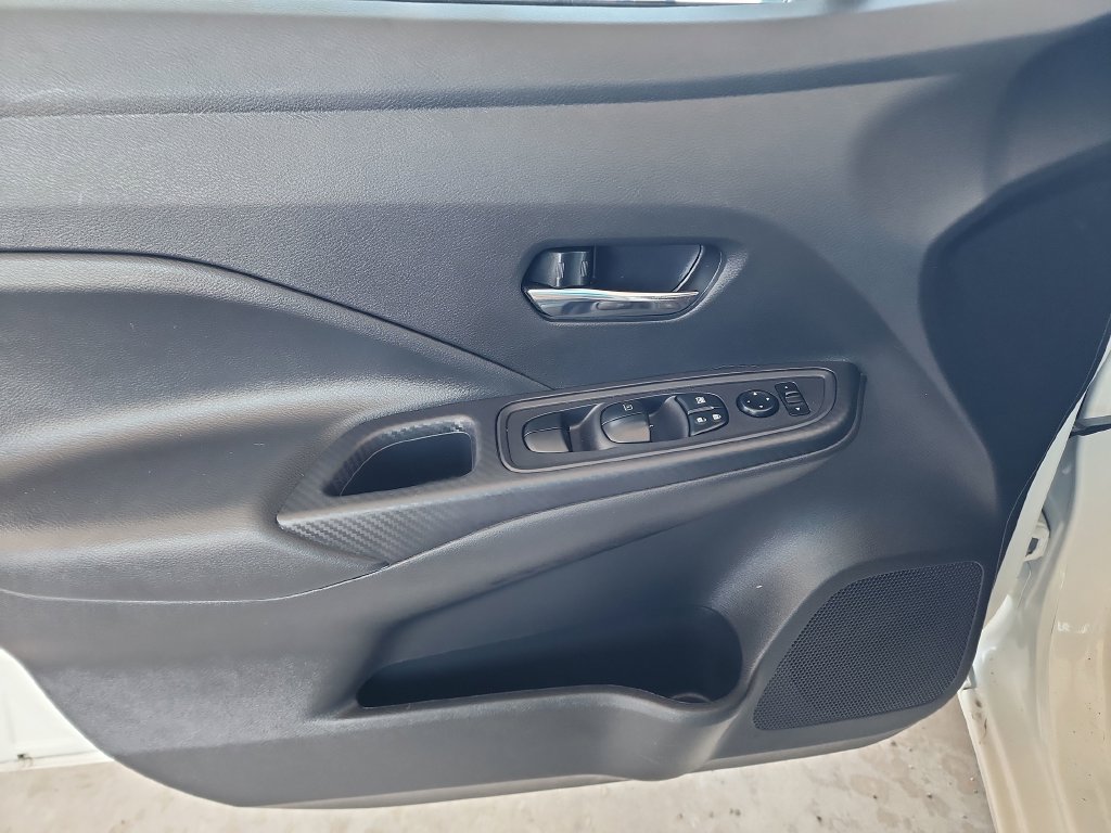 Used 2024 Nissan Versa SV FWD image 12