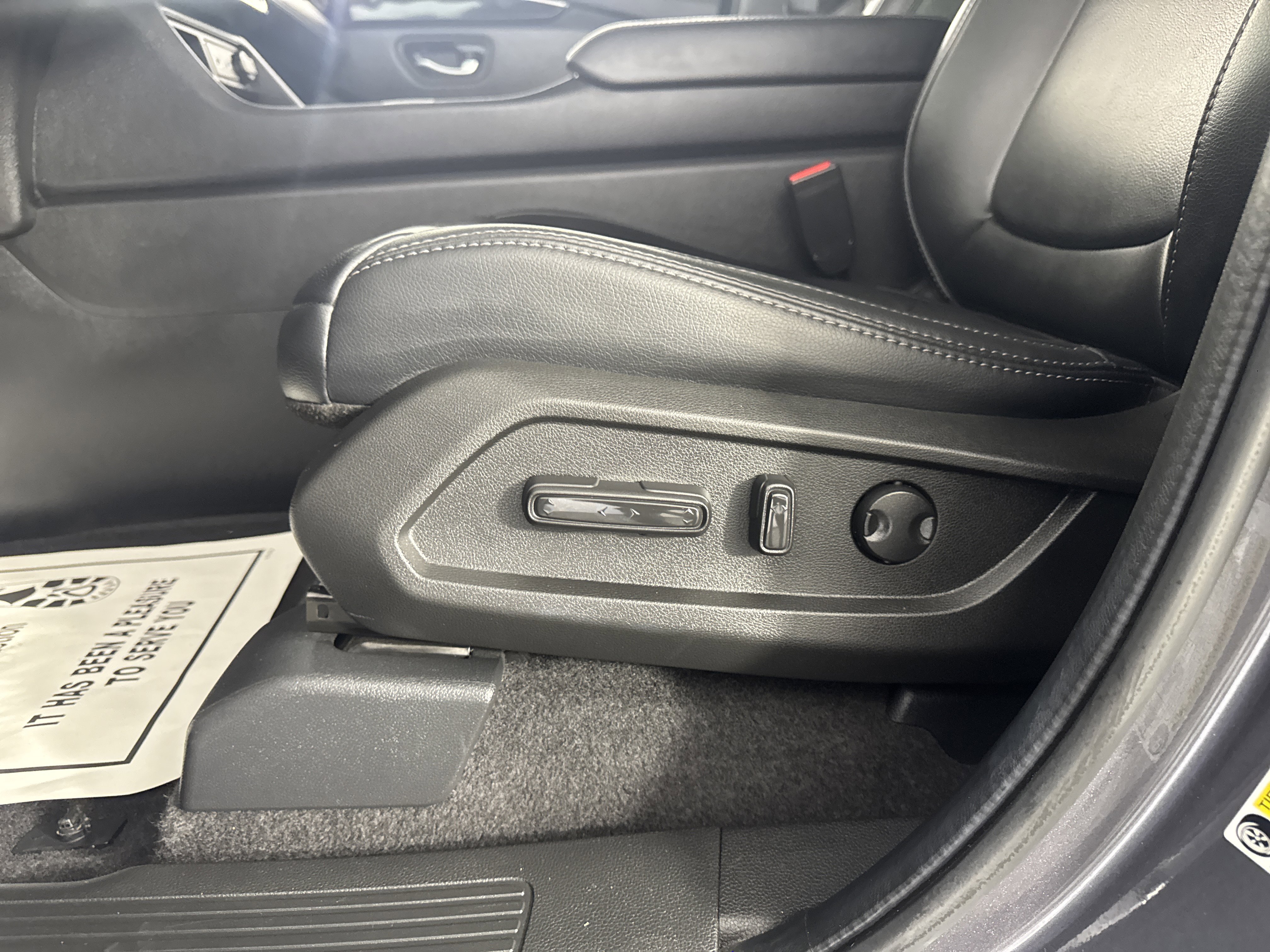 Certified 2024 Honda Pilot Touring image 23