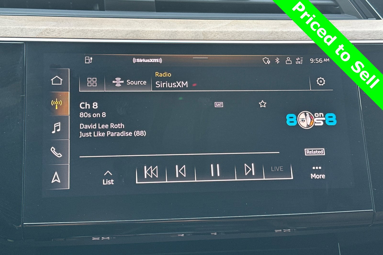 Used 2024 Audi Q8 e-tron Premium image 25